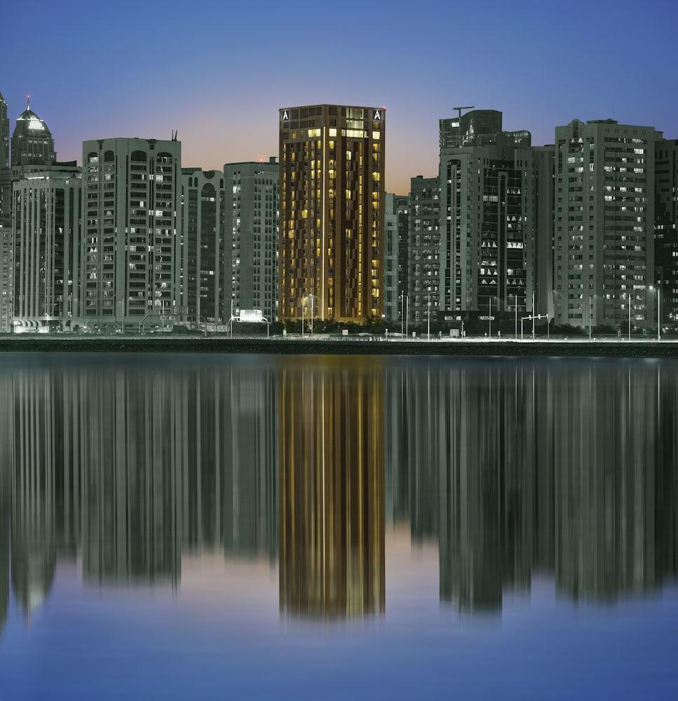 Hala Arjaan by Rotana, Deluxe Hotel Apartments Abu Dhabi Buitenkant foto